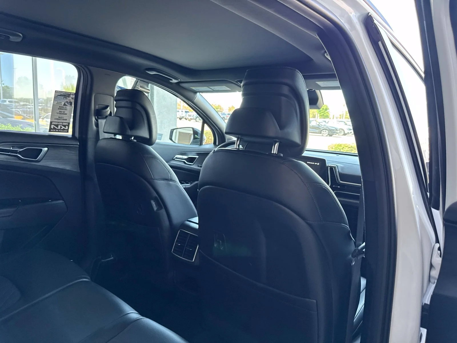 Used 2025 Glacial White Pearl Kia X-Pro Prestige image 24