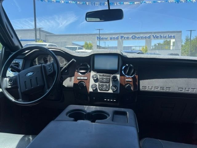 Used 2015 Gray Ford Lariat image 10