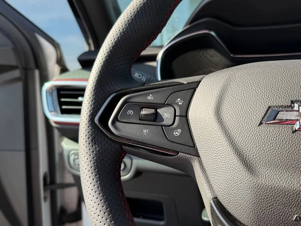 Used 2023 SUMMIT WHITE Chevrolet RS image 19