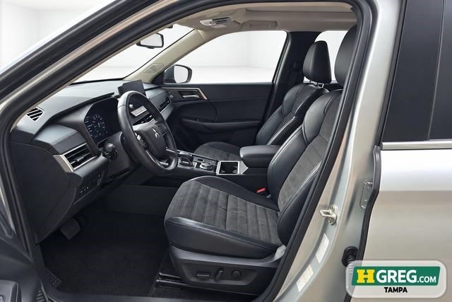 Used 2024 Alloy Silver Metallic Mitsubishi SE Black Edition image 7