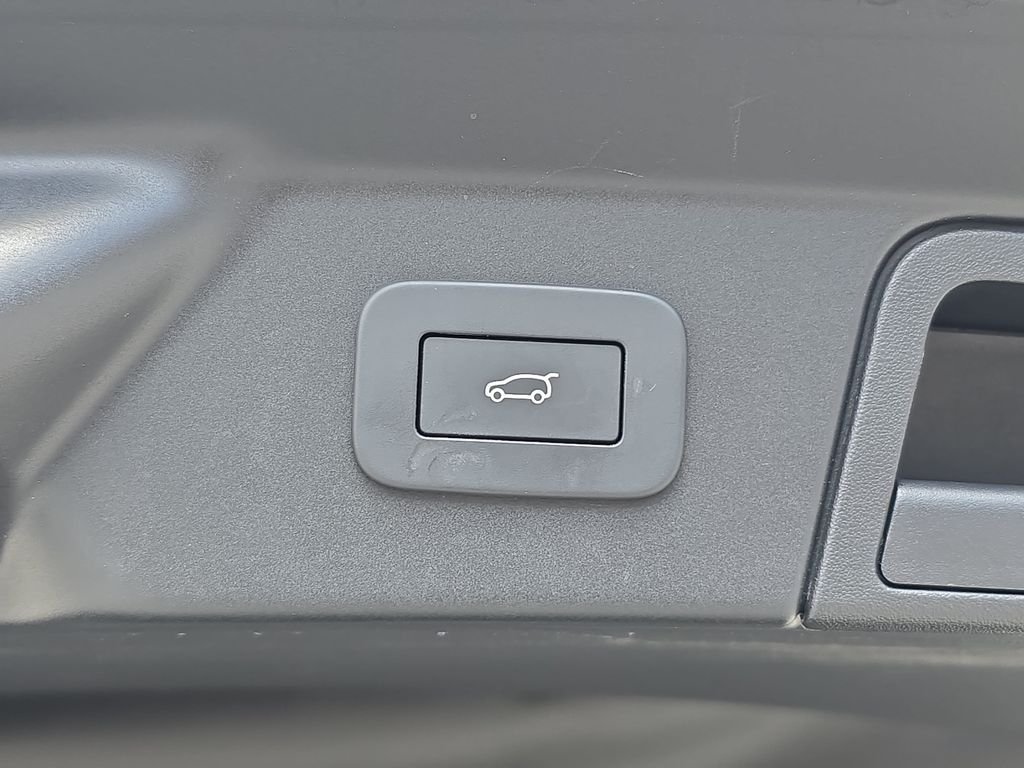 Certified Used 2026 Gray Land Rover S image 16