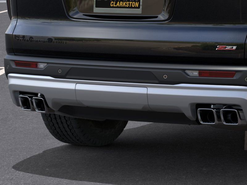 New 2026 Mosaic Black Metallic Chevrolet Z71 image 15