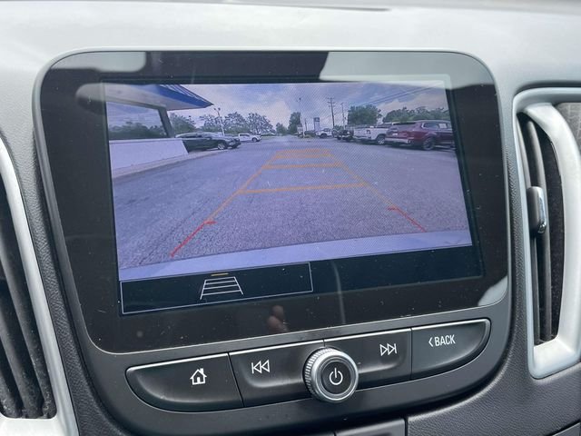 Used 2024 Sterling Gray Metallic Chevrolet LT image 27