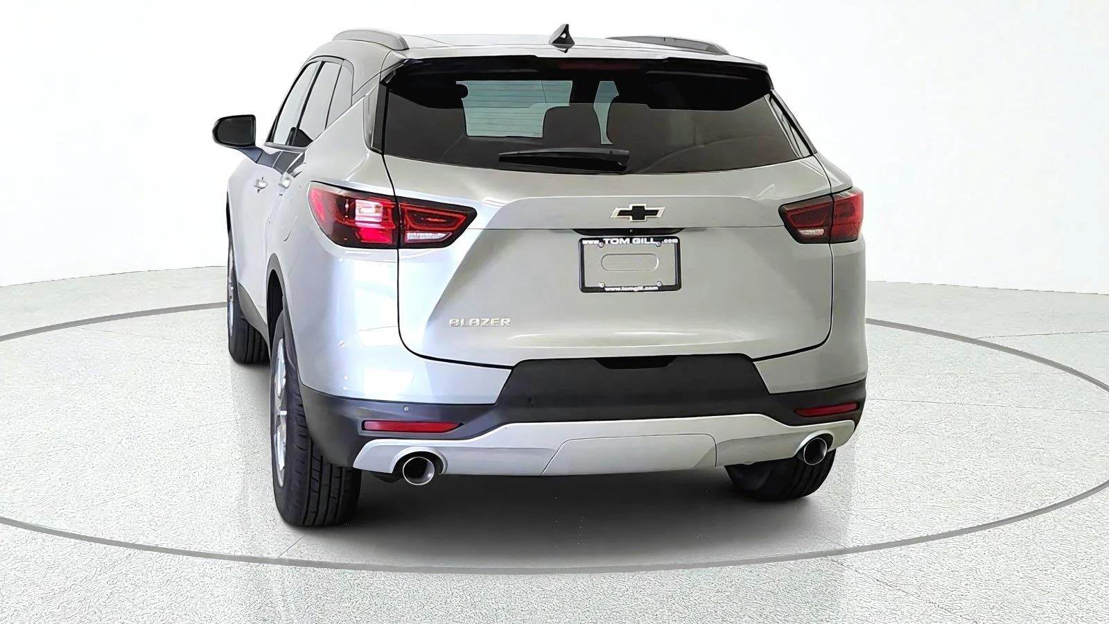 New 2026 Sterling Gray Metallic Chevrolet 3LT image 8