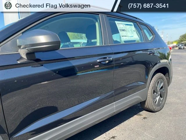 New 2026 Black Volkswagen 1.5T S image 3