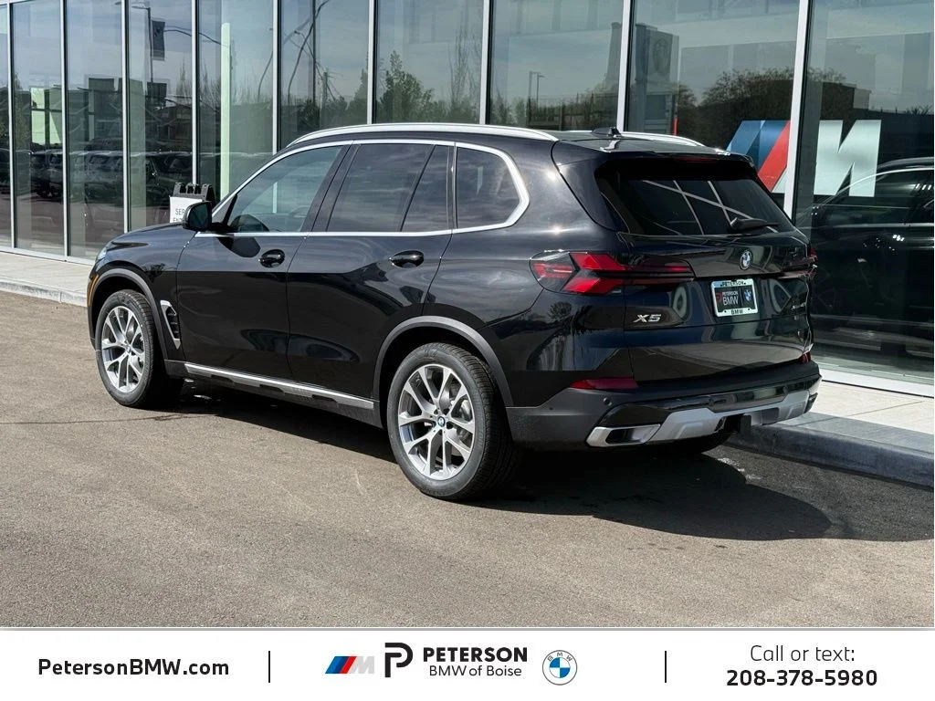 New 2026 Black BMW xDrive40i image 3