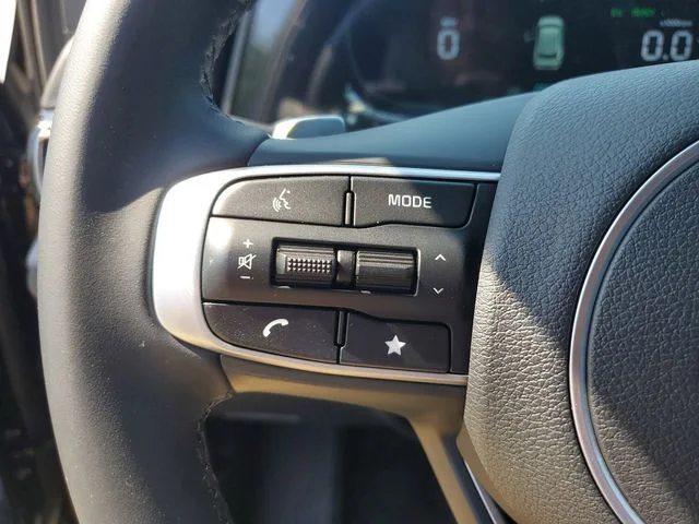 New 2024 Fusion Black Kia X-Line image 11