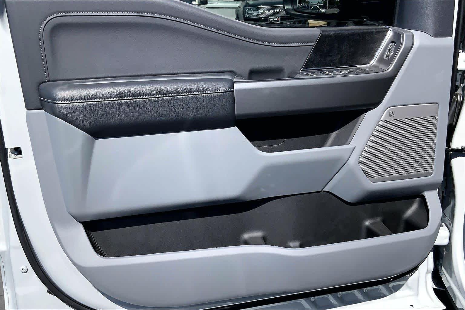New 2026 Avalanche Ford F-350® XLT image 8