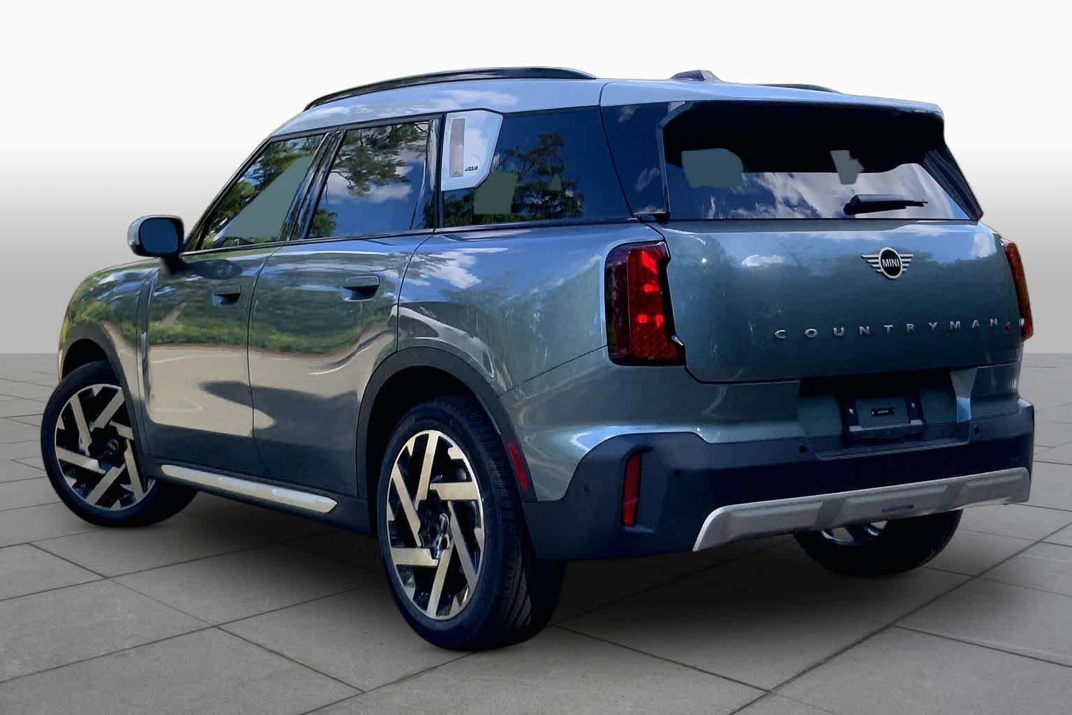 New 2027 Smokey Green Metallic MINI S image 12