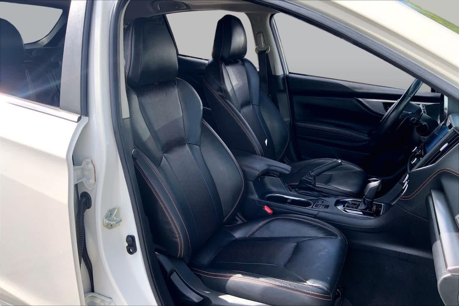 Used 2021 Crystal White Pearl Subaru Limited image 8