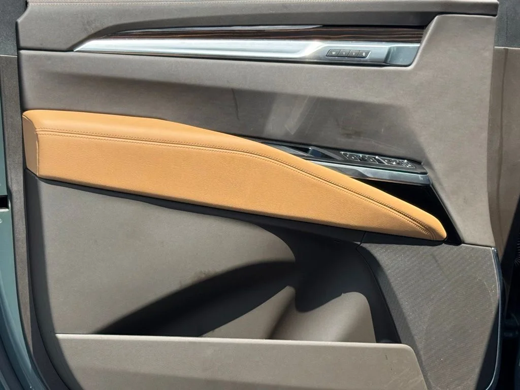 Used 2026  Cadillac Luxury image 17