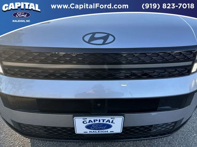 Used 2024 Silver Hyundai Calligraphy image 10