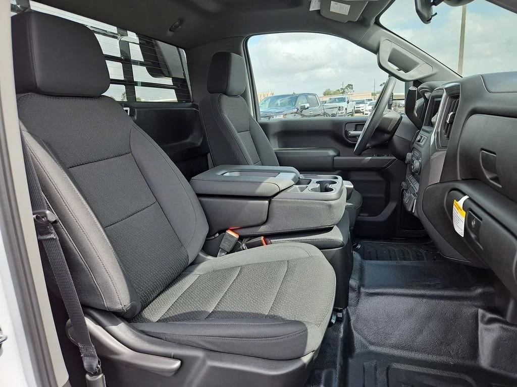 New 2025 Summit White Chevrolet Work Truck image 19