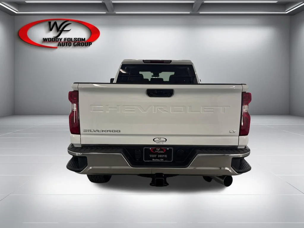 New 2026 Summit White Chevrolet LT image 7