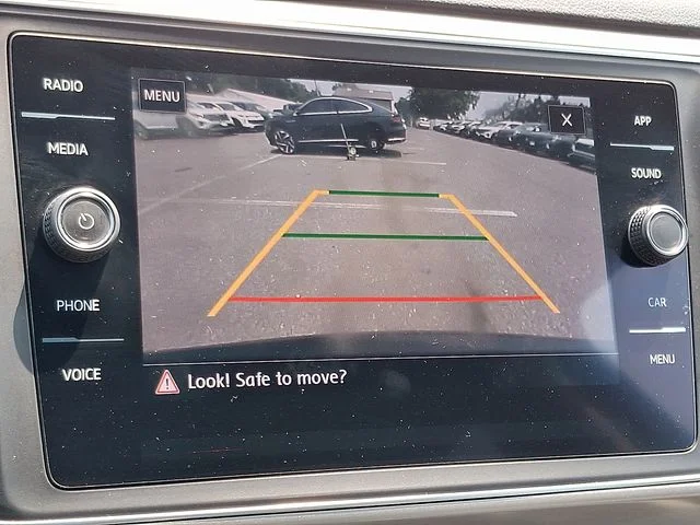 2019 Volkswagen Atlas SE w/Tech - Photo 18
