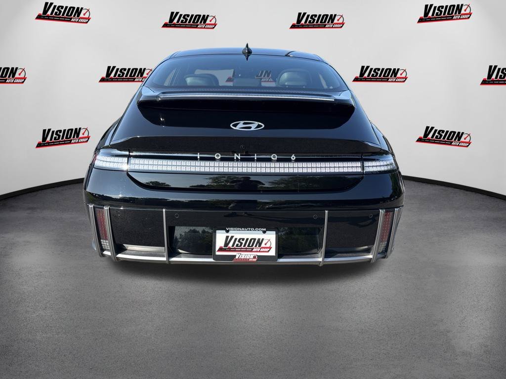 Certified Used 2025 Black Hyundai SE image 6