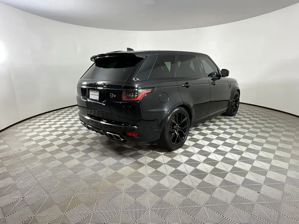 Used 2022 Black Land Rover SVR image 4