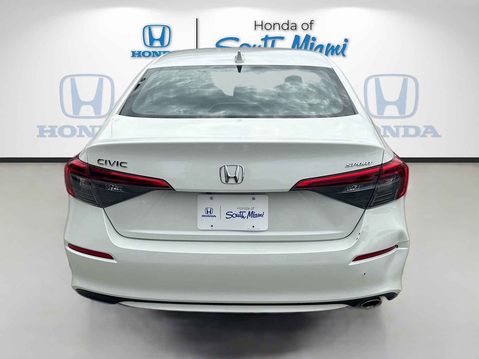 Used 2024 Platinum White Pearl Honda Sport image 6