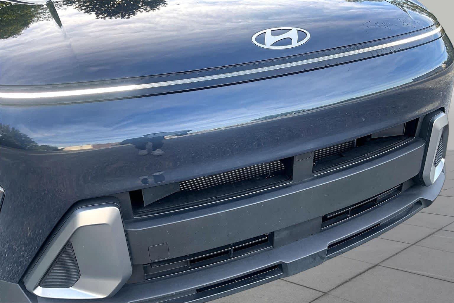 Used 2025 Denim Blue Hyundai SE image 30