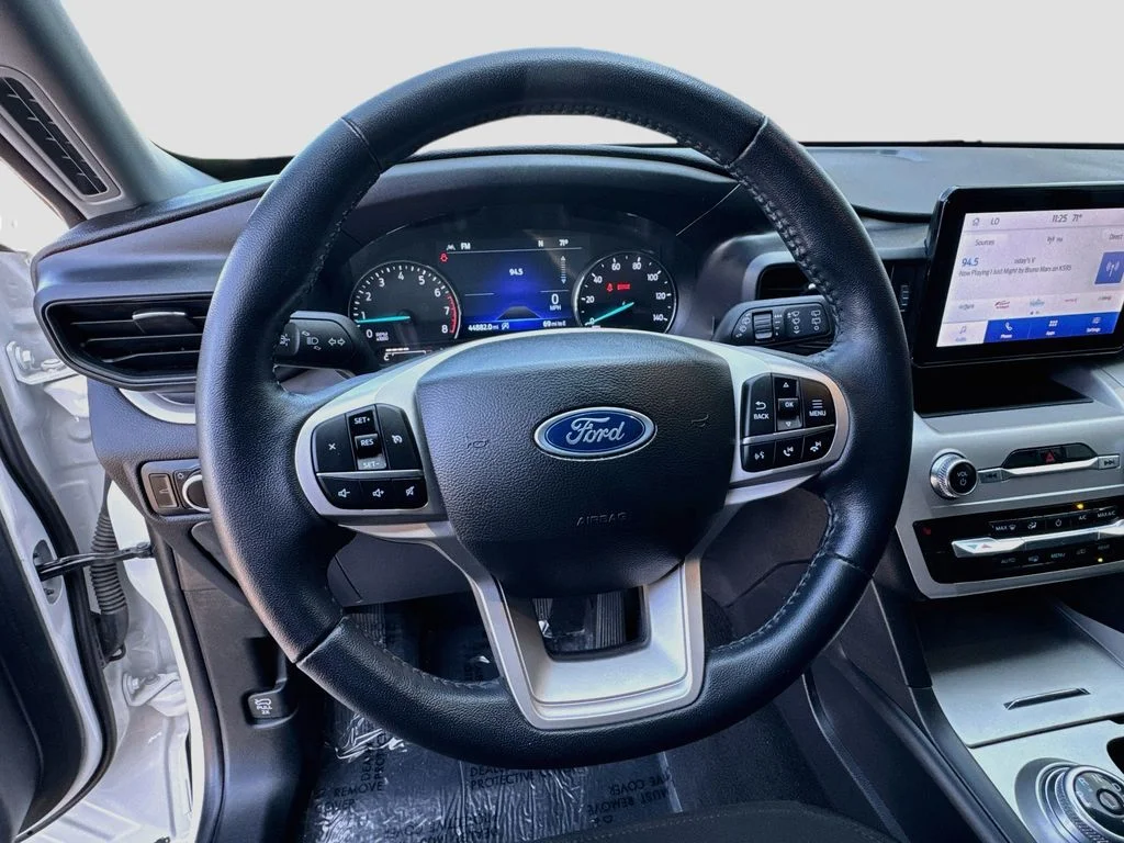 Certified Used 2023 Star White Ford XLT image 10