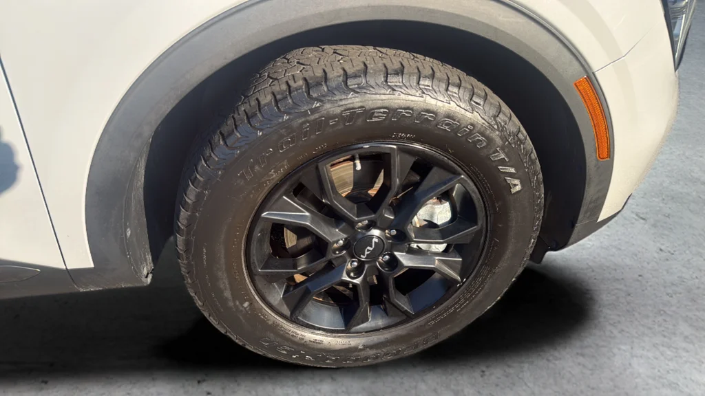 Used 2023 Gray Kia X-Pro Prestige image 24