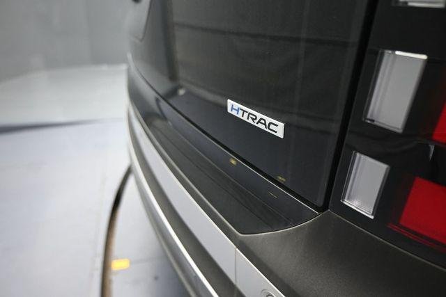 New 2026 Black Hyundai SEL Premium 7P image 22