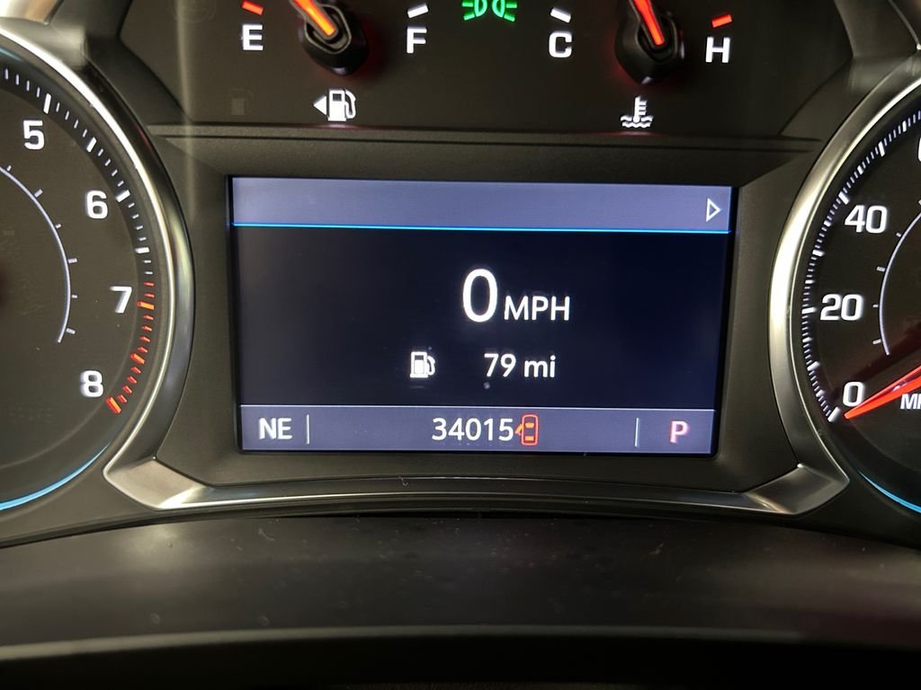 Used 2023 White Chevrolet LT image 10