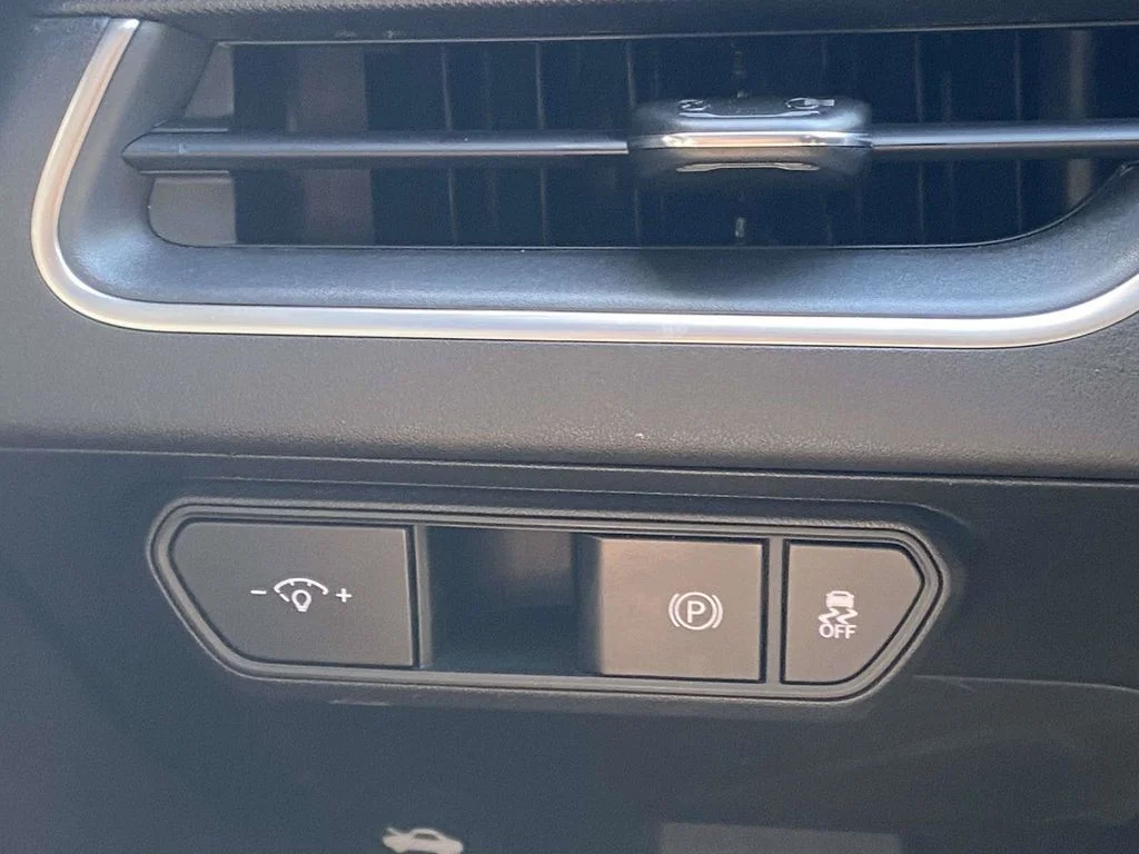 Certified Used 2025 Black Kia LXS image 28