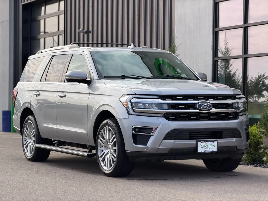 Used 2024 Silver Ford Limited image 4