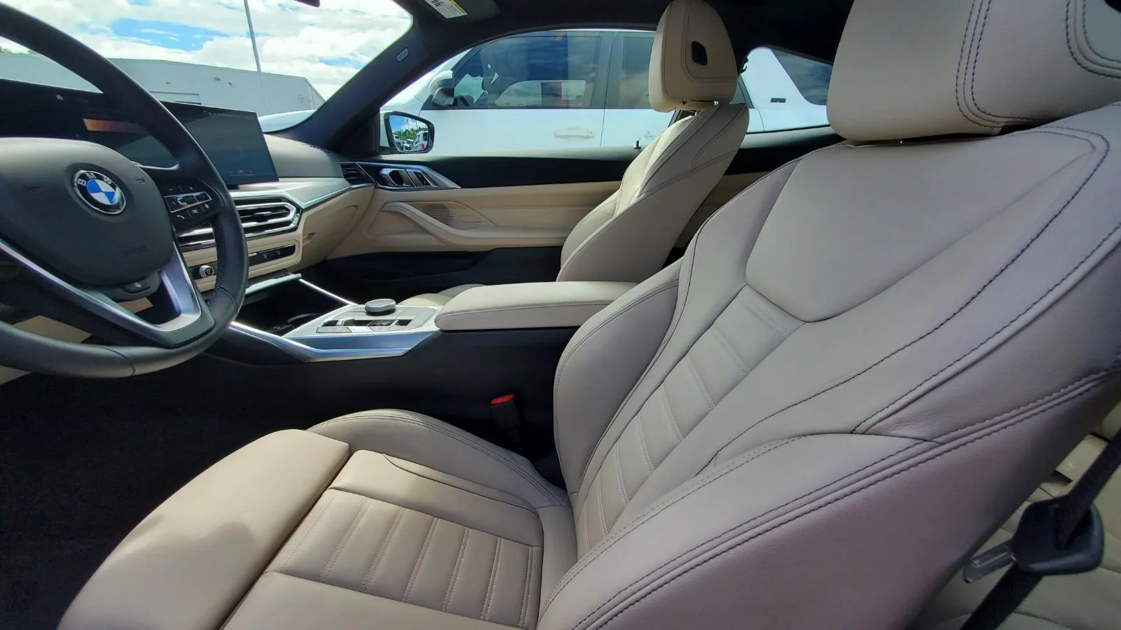 Used 2024 Alpine White BMW 430i xDrive image 3