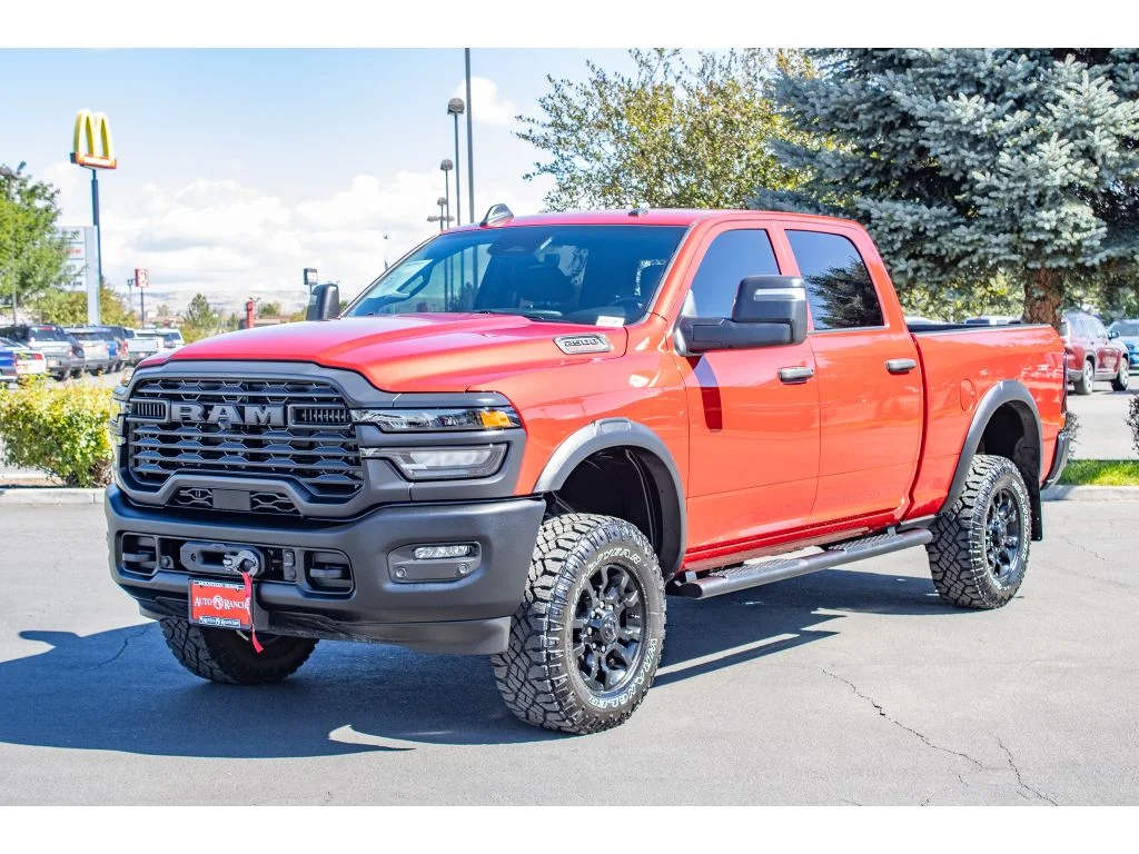 Used 2026 Molten Red Pearlcoat Ram Tradesman image 4