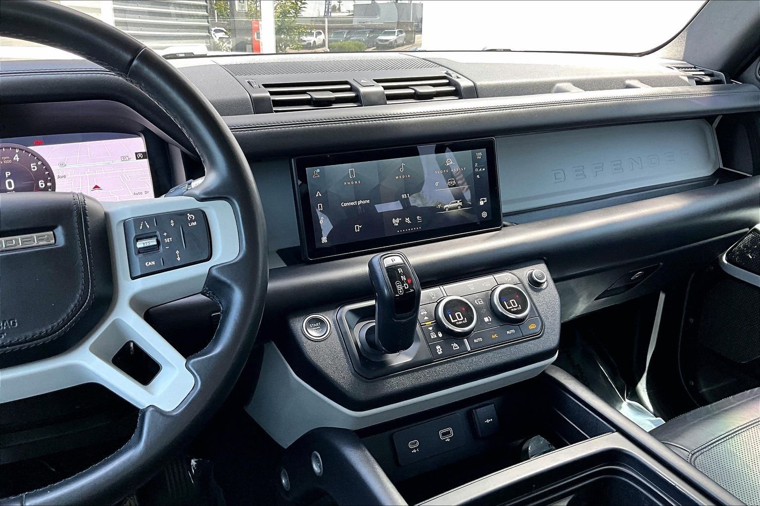 Used 2020 Gray Land Rover HSE image 6