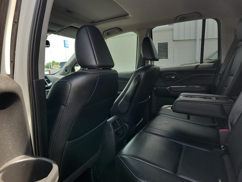 Used 2017 White Diamond Pearl Honda RTL-E image 12