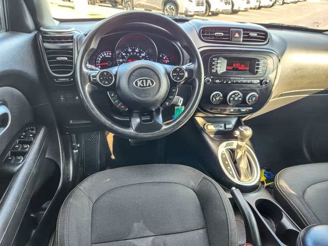 Used 2014 Black Kia Plus image 9