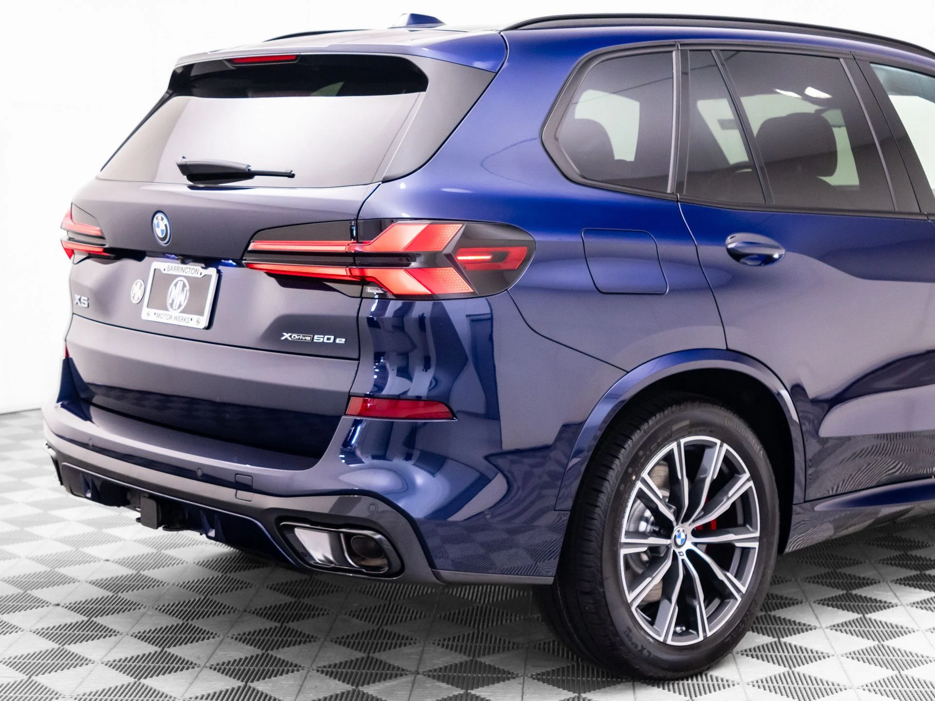 New 2026 Blue BMW xDrive50e image 39
