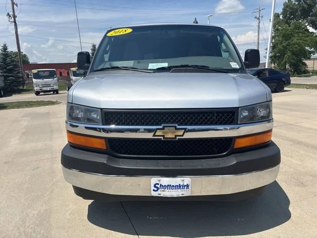 Used 2018 SILVER ICE METALLIC Chevrolet LT image 24
