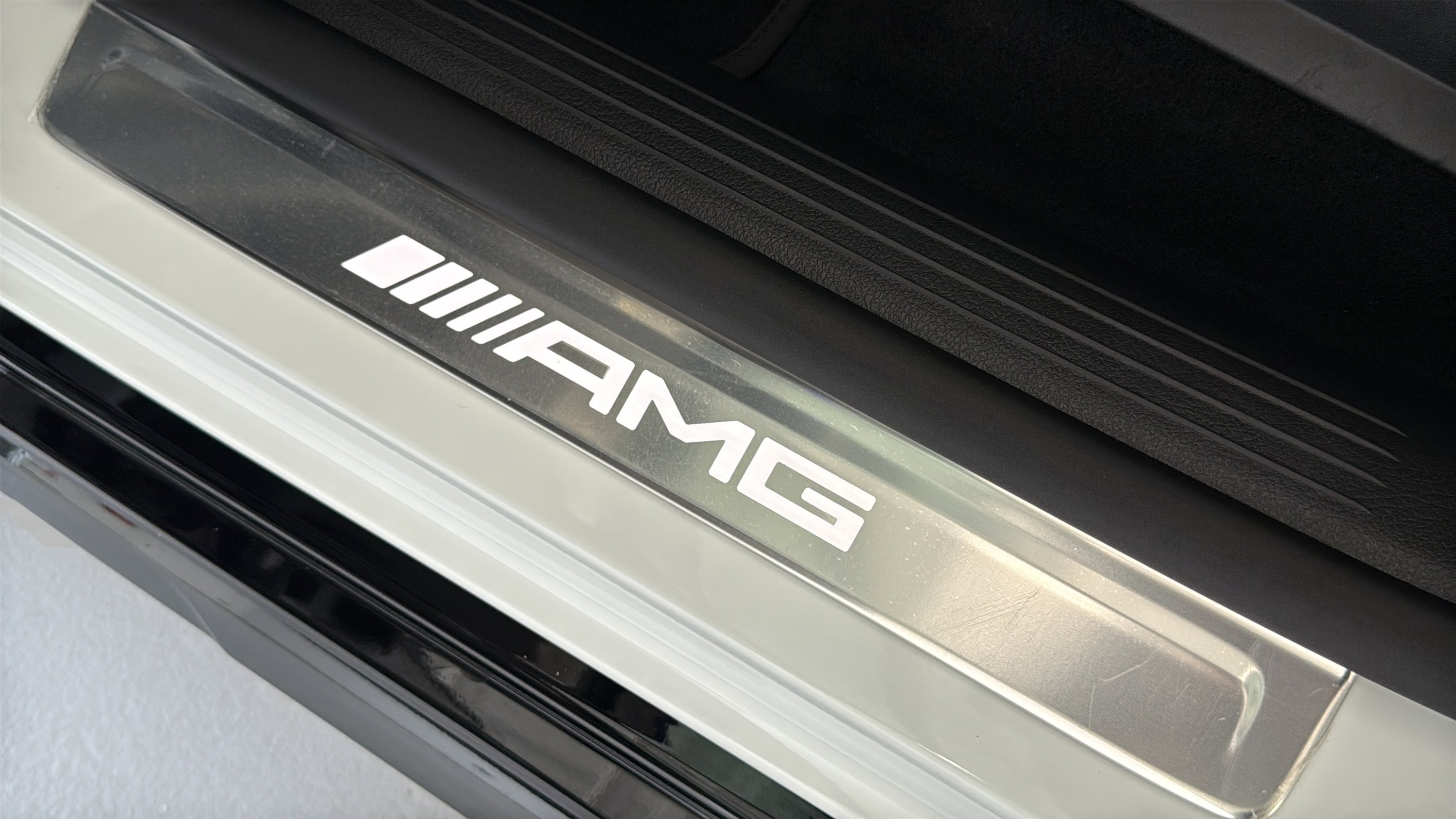 Certified Used 2026 MANUFAKTUR Moonlight White Metallic Mercedes-Benz AMG® EQE image 52