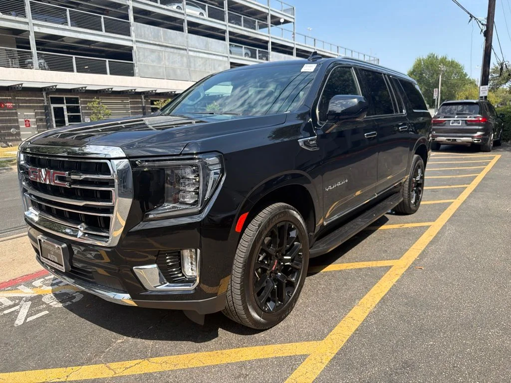 Used 2023 Black GMC SLT image 3