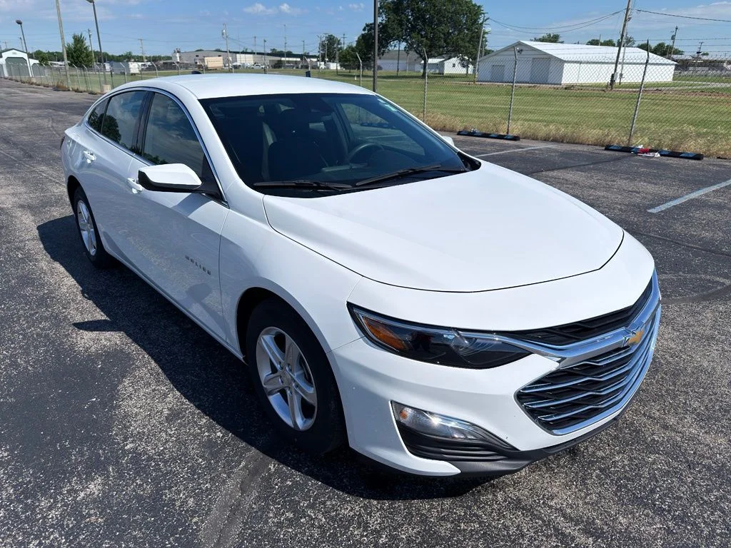 Used 2024 White Chevrolet LS image 4