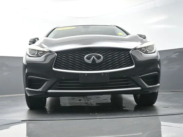 Used 2019 Black INFINITI LUXE image 47