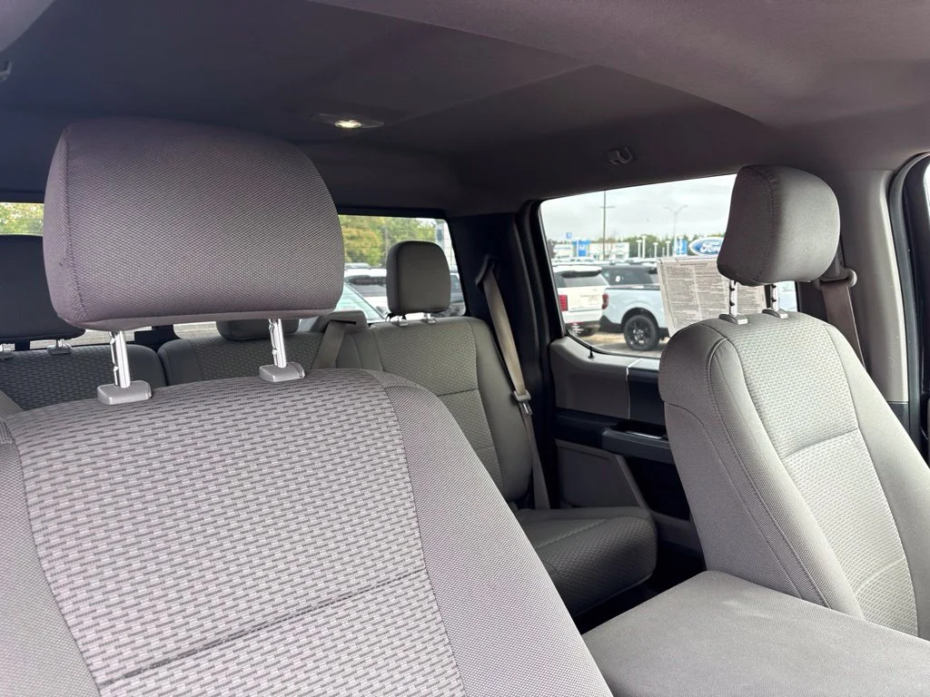 Used 2015 Tuxedo Black Metallic Ford XLT image 33