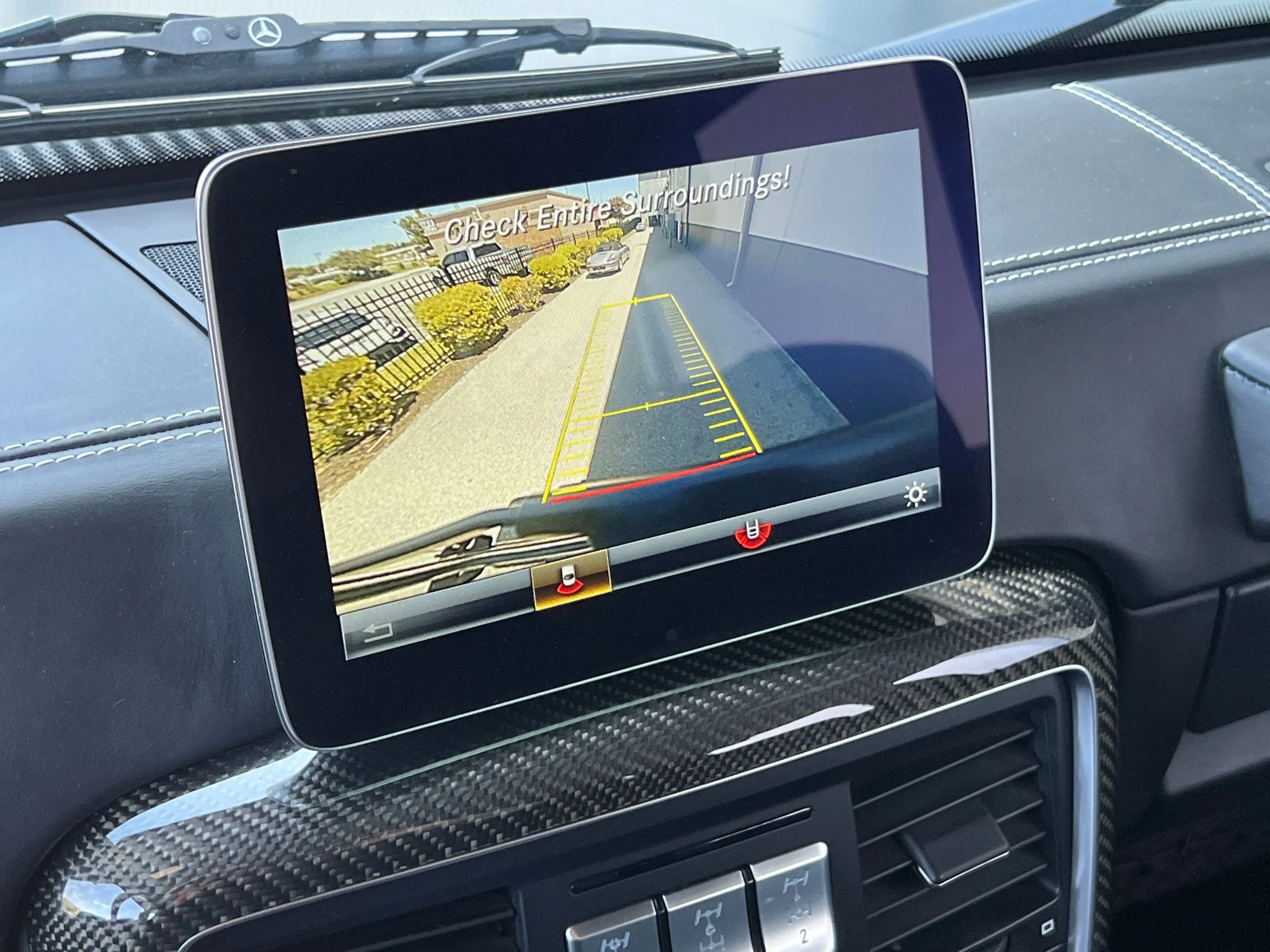 Used 2018 Black Mercedes-Benz G 550 Squared image 30