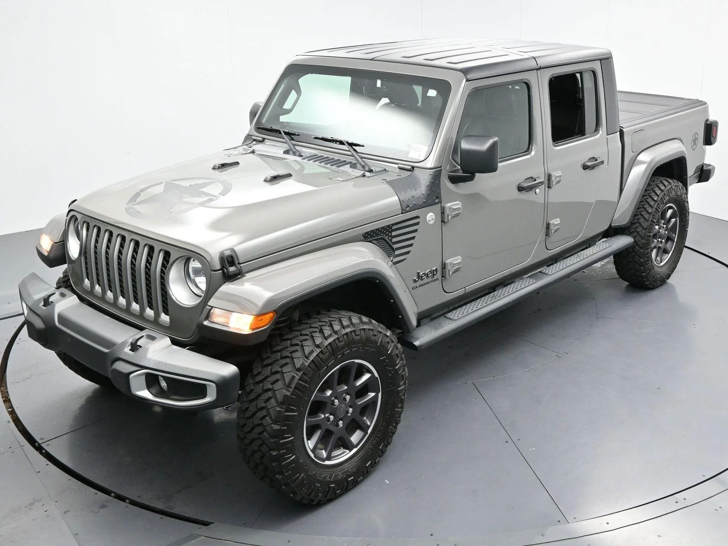 Used 2022 Sting-Gray Clearcoat Jeep Overland image 36
