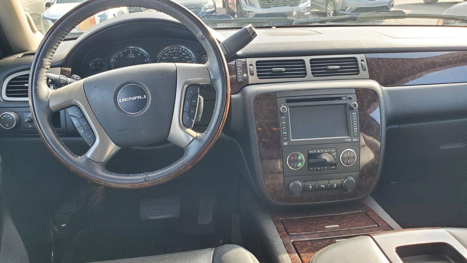 Used 2014 ONYX BLACK GMC Denali image 7