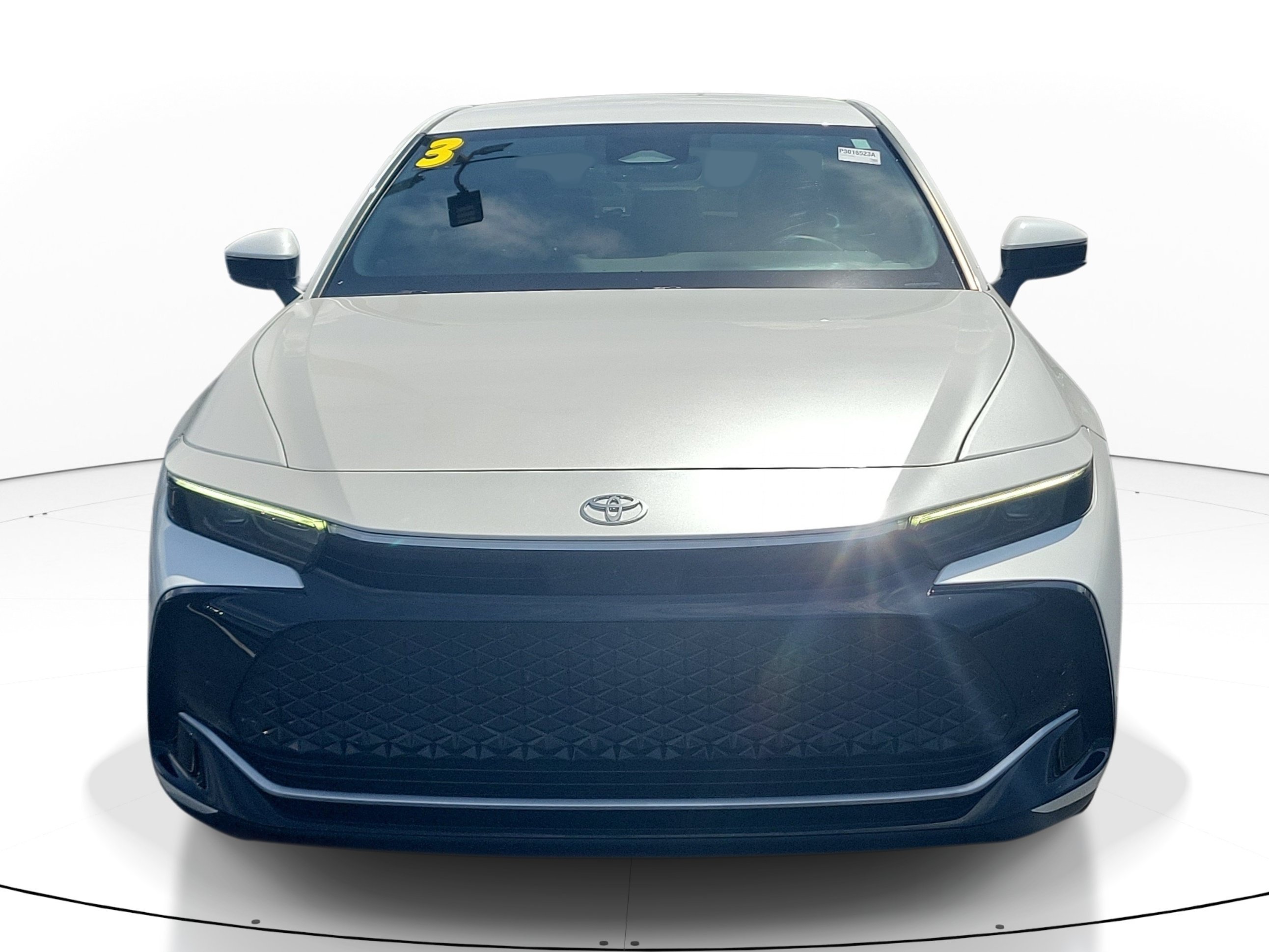 Used 2023 White Toyota XLE image 1