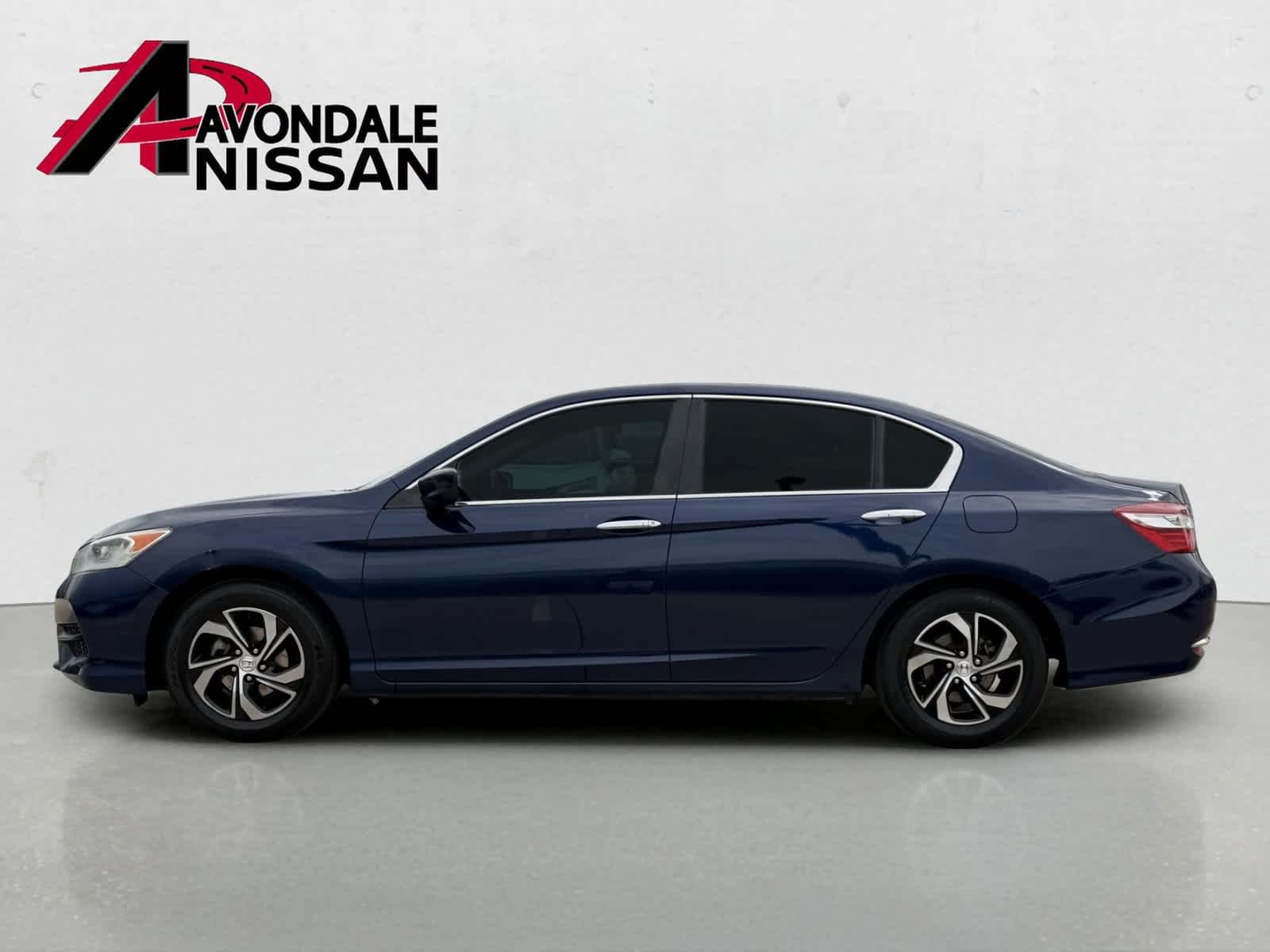Used 2017 Black Honda LX image 3