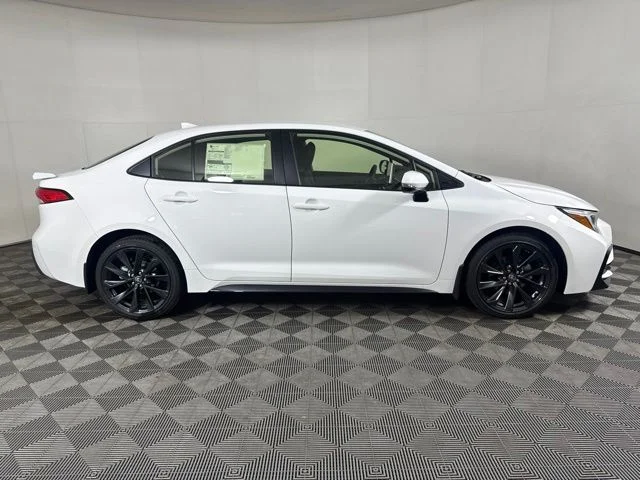 New 2026 Ice Cap Toyota  SE image 2