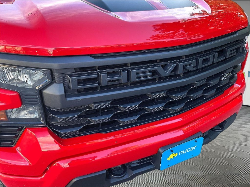 Used 2023 Red Hot Chevrolet Custom image 33