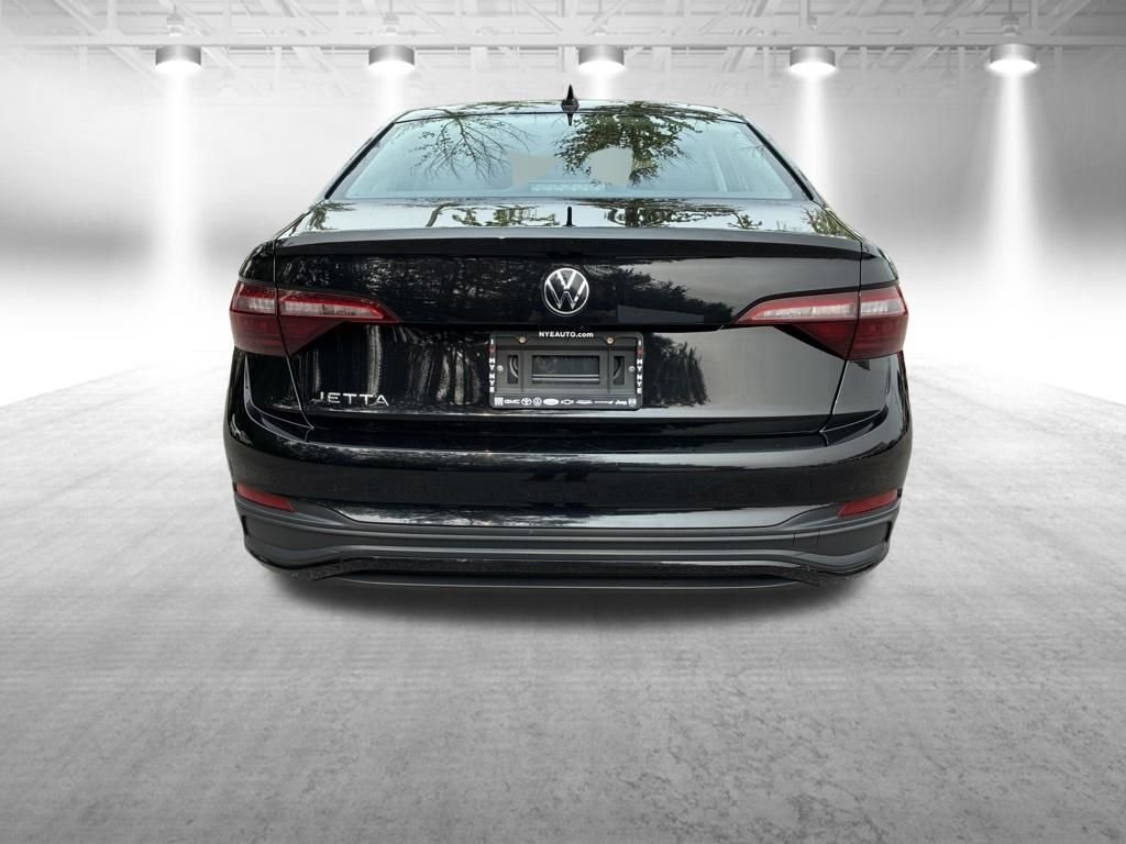 Used 2024 Black Volkswagen 1.5T S image 5