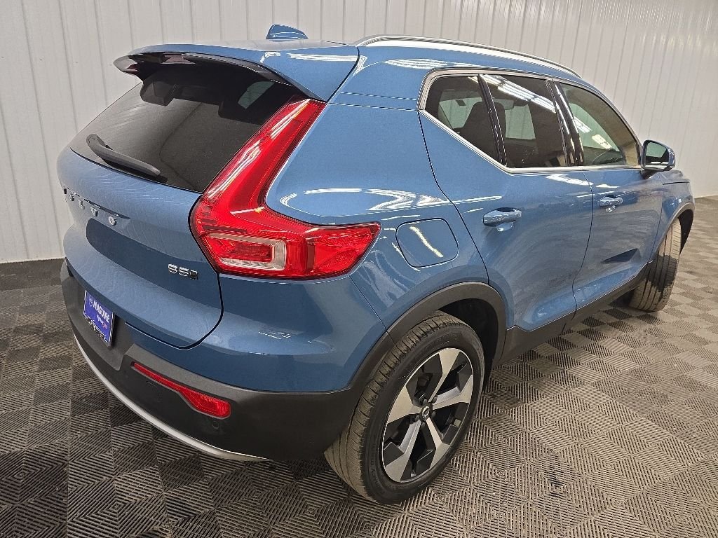 2023 Volvo XC40 Plus - Photo 10